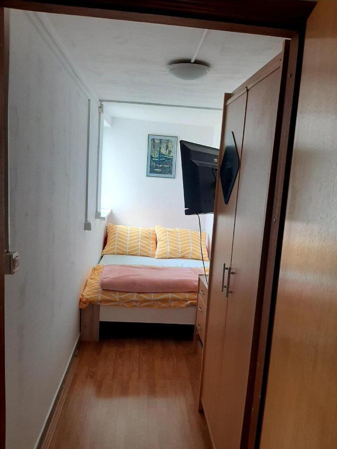 Apartment Tim Senj  Ngoại thất bức ảnh