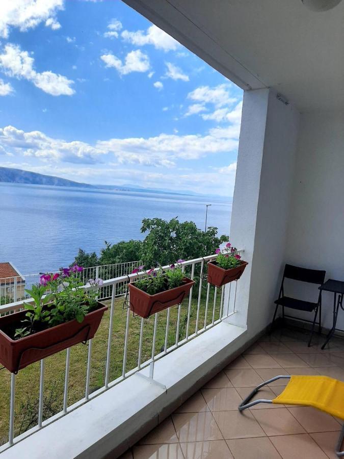Apartment Tim Senj  Ngoại thất bức ảnh